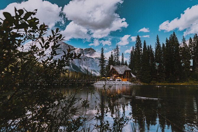 Lake Louise, Emerald Lake and Johnston Canyon Tour - Banff National Park backroads: wildlife and surprise stops