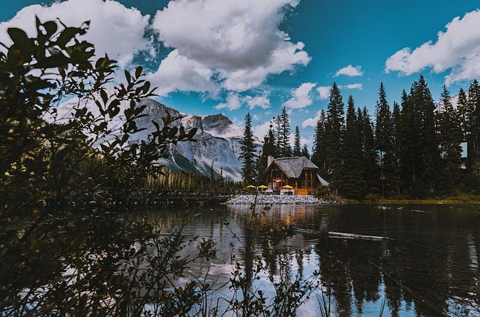 Lake Louise, Emerald Lake and Johnston Canyon Tour - Price and logistics: what $163.97 buys you