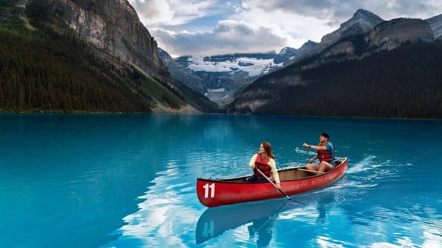 Lake Louise, Emerald Lake, Minnewanka Cruise & Banff Town - Lake Louise: Fairmont vibes, glacier views, and seasonal canoe time