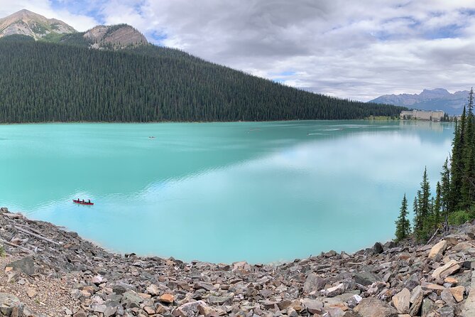 Lake Louise, Moraine Lake and the Icefields Parkway Full-Day Tour - Stop 2: Lake Louise and the Chateau View Factor