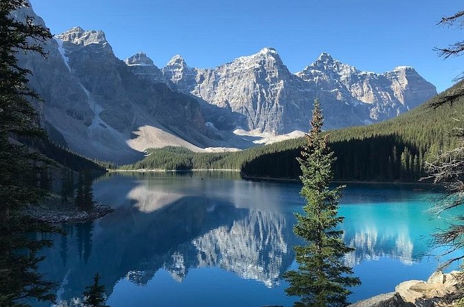 Larch Valley/Moraine Lake Shuttle Transfer from Banff and Canmore - Canoeing on Moraine Lake: Possible Add-On, Not Included