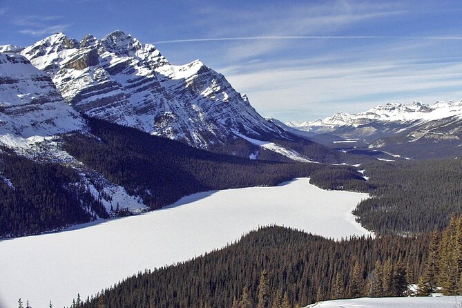 Moraine Lake, Louise Emerald Lake, and Peyto Lake all in day tour - Lake Louise: your “turquoise and peaks” hour