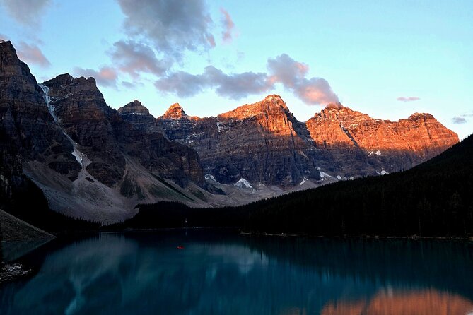 Moraine Lake Sunrise(2.5hrs)&Lake Louise(2hrs) from Canmore/Banff - Lake Louise for daylight: Fairview Lookout, lakeshore walks, and the famous hotel views