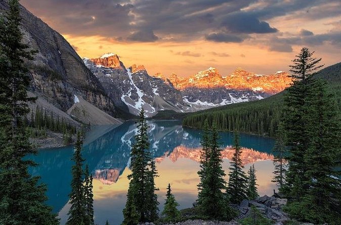 Moraine Lake Sunrise 3-Hour Tour from Canmore/Banff - The small comforts that people notice