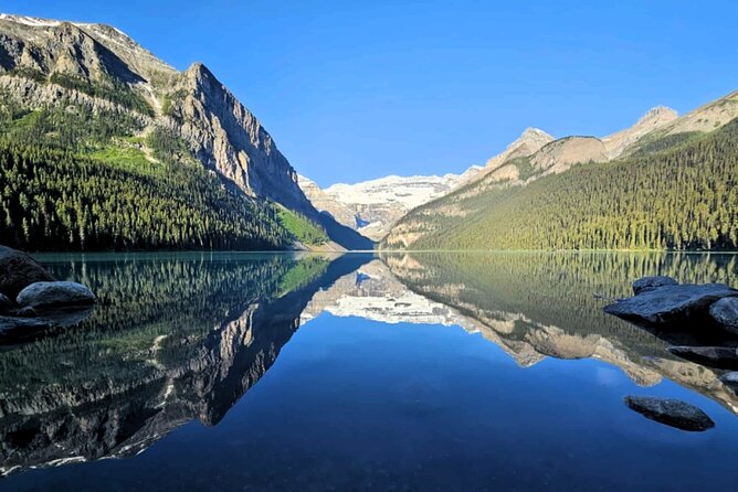 Morning Tour at Moraine Lake(2hrs) & Lake Louise(2hrs) - What to pack so you don’t feel rushed or cold