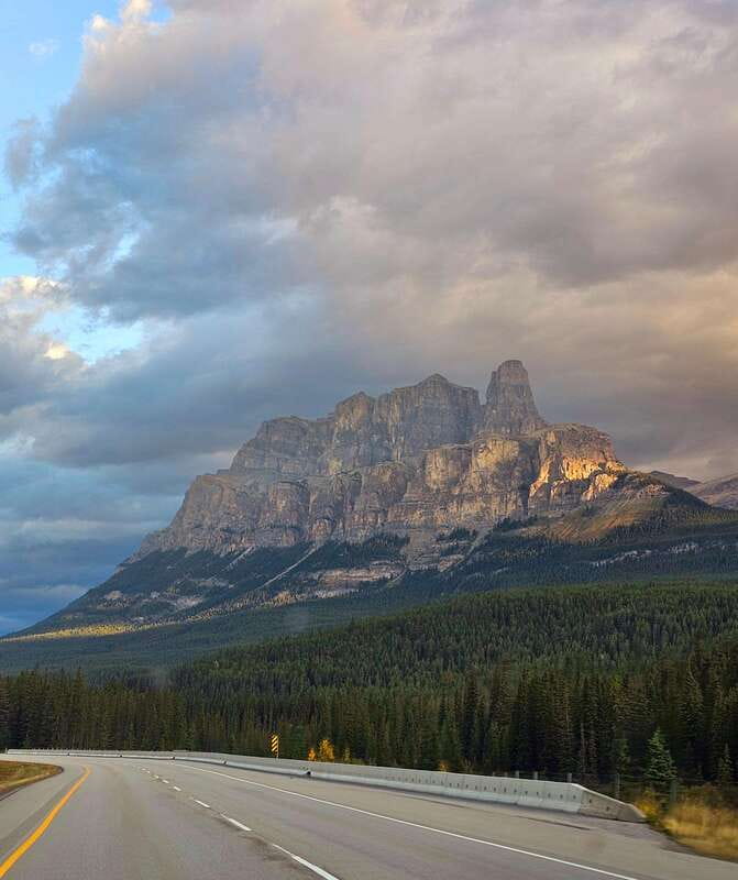 Private Tour Banff/Emerald Yoho Customized Sightseeing - Lunch and the quiet advantage of fewer decisions