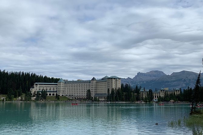 Private Tour of Lake Louise and the Icefield Parkway for up to 12 guests - Price and value: what $1,646.22 per group actually buys