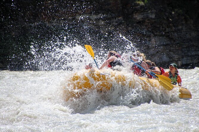 Rafting Athabasca Falls Run in Jasper - Stop-by-stop: what happens at Athabasca Falls and where the magic shows up