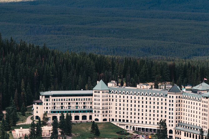 Shuttle from Banff or Canmore to Moraine Lake and Lake Louise - Who This Shuttle Is Best For (and Who Should Look Elsewhere)