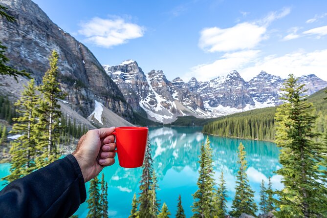 Sunrise Moraine Lake and Lake Louise - Time budget: what you can do in about 6.5 hours