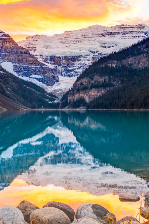 Sunrise or Sunset/Stargazing Tour at Moraine Lake from Banff - Included Comforts and What They Save You From