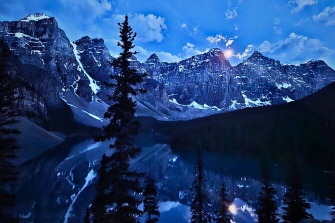 Sunset at Moraine Lake & Stargazing Tour from Canmore/Banff - Who should book this Moraine Lake sunset and stargazing tour