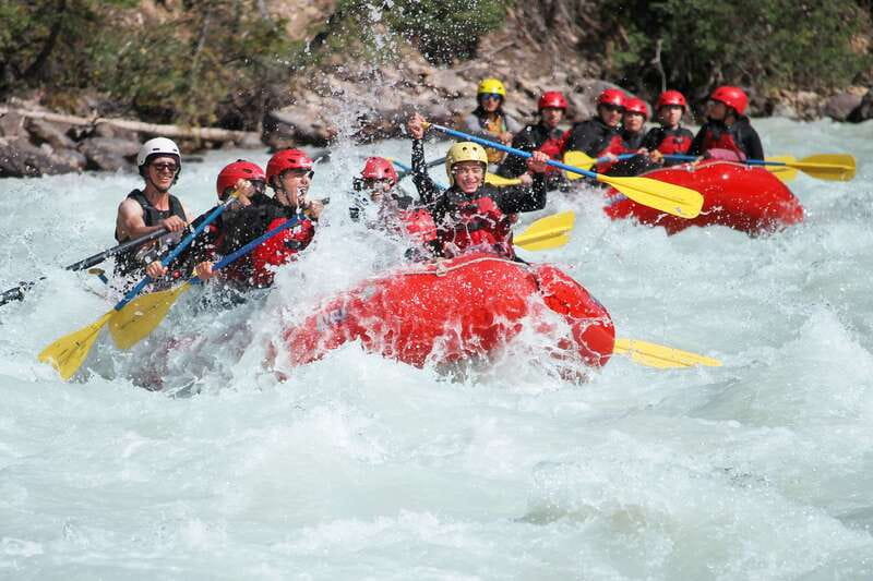 Sunwapta Challenge Whitewater Rafting in Jasper - Guides, Safety, and Small-Raft Dynamics