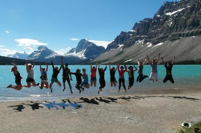 Wapiti - Uncover the Beauty of Western Canada (7-days) - Lake Louise and Moraine Lake: iconic stops with realistic time